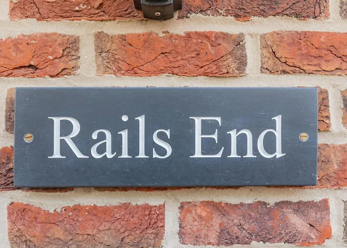 Rails End * Whitby